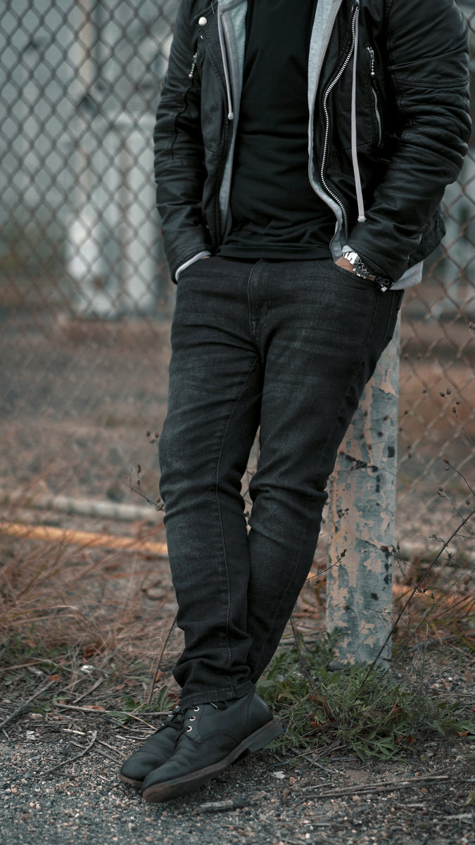 sløring Salg frø How to Style Black Jeans for Men | Peter Manning NYC