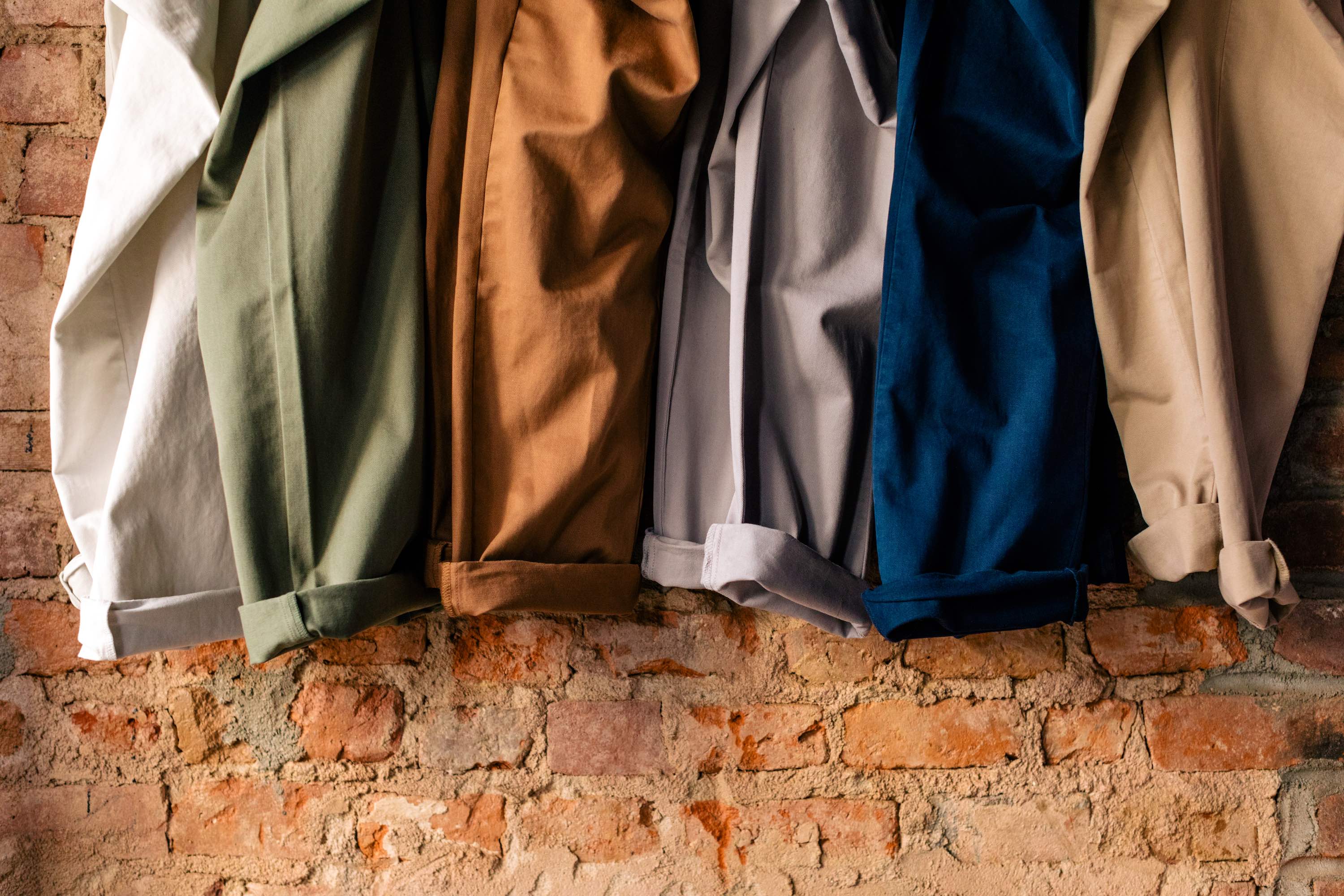 Uncover the BEST Outfits with Chinos - Look Stylish in Chino Pants
