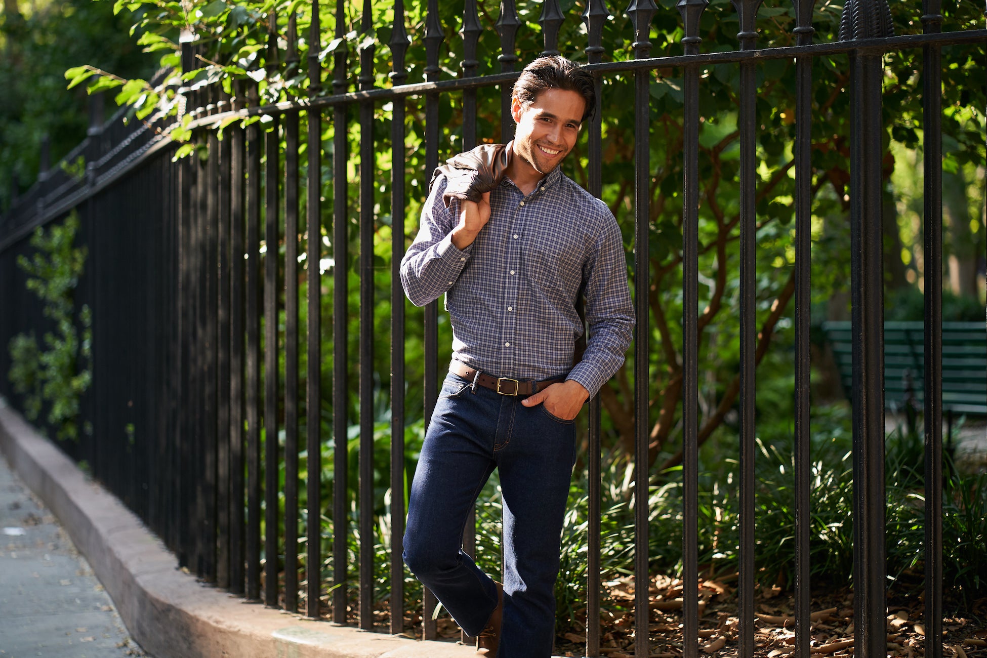 Jeans for Shorter Men: The Ultimate Guide – Peter Manning NYC
