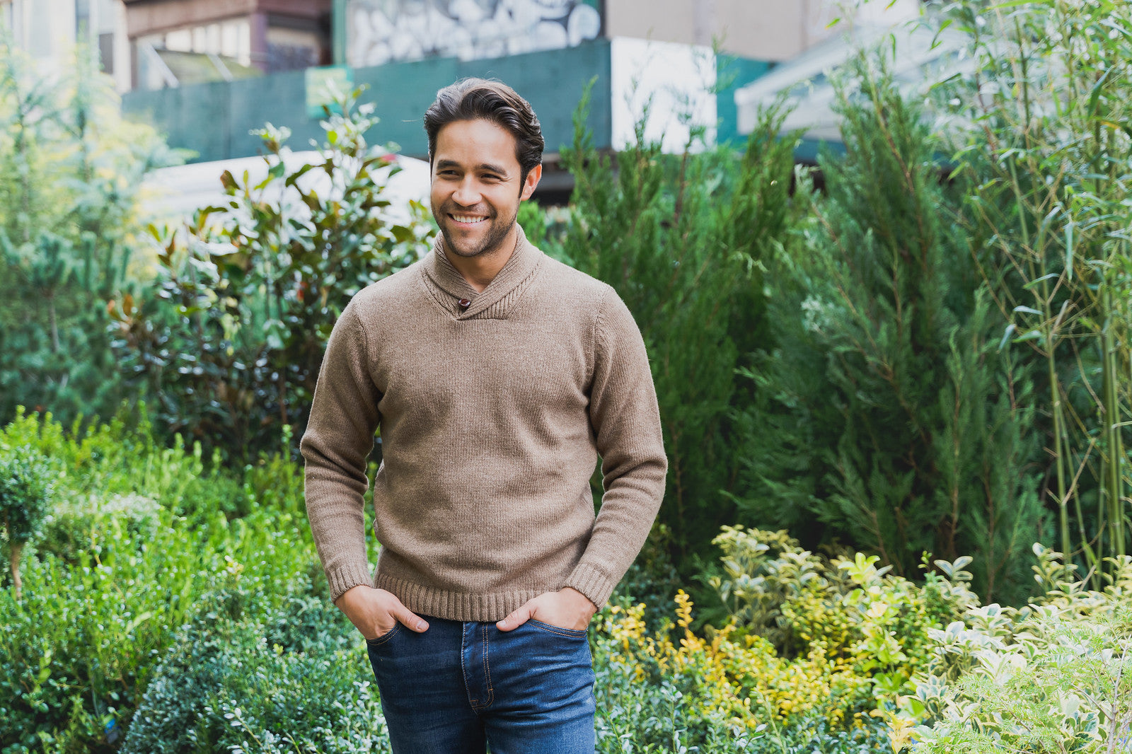 Sweaters for Shorter Men: The Ultimate Guide – Peter Manning New York