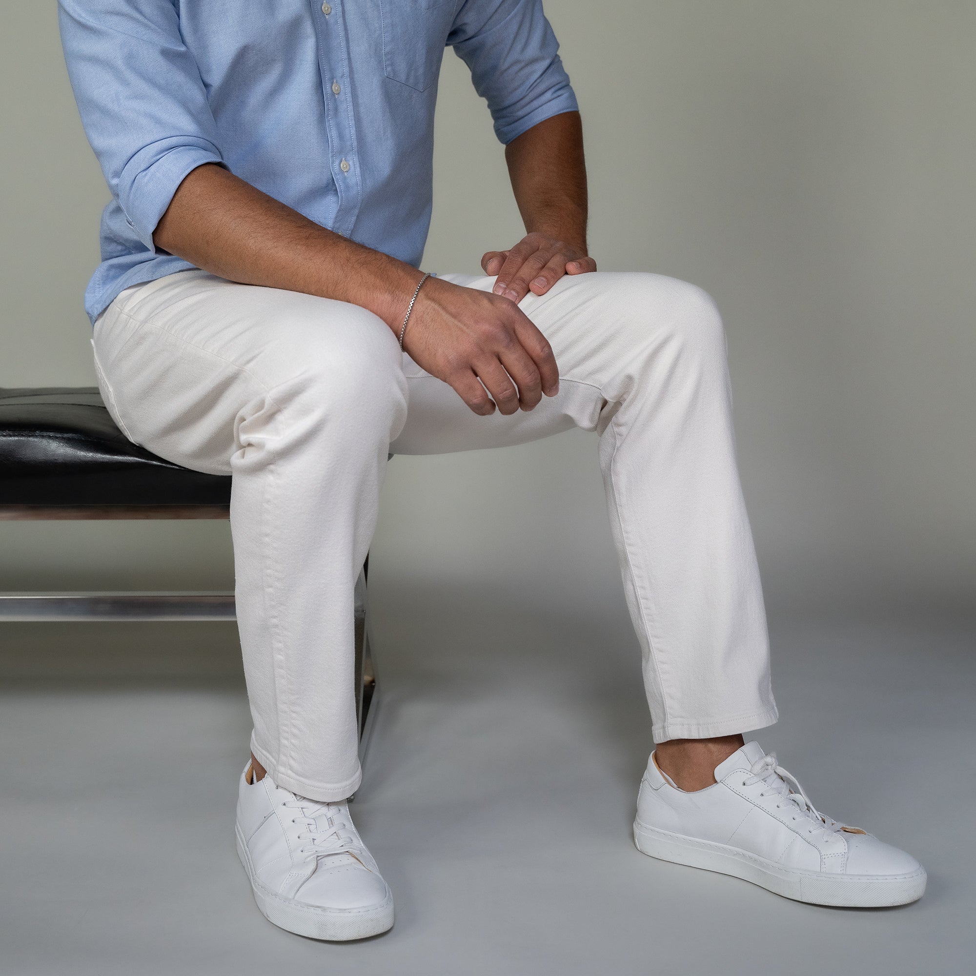 Travel Jeans Standard Fit, Stone | Peter Manning NYC