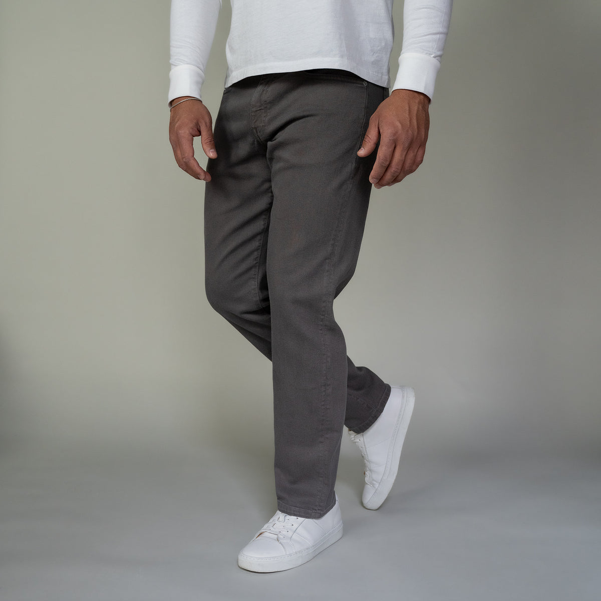 Travel Jeans Standard Fit, Dark Grey | Peter Manning NYC